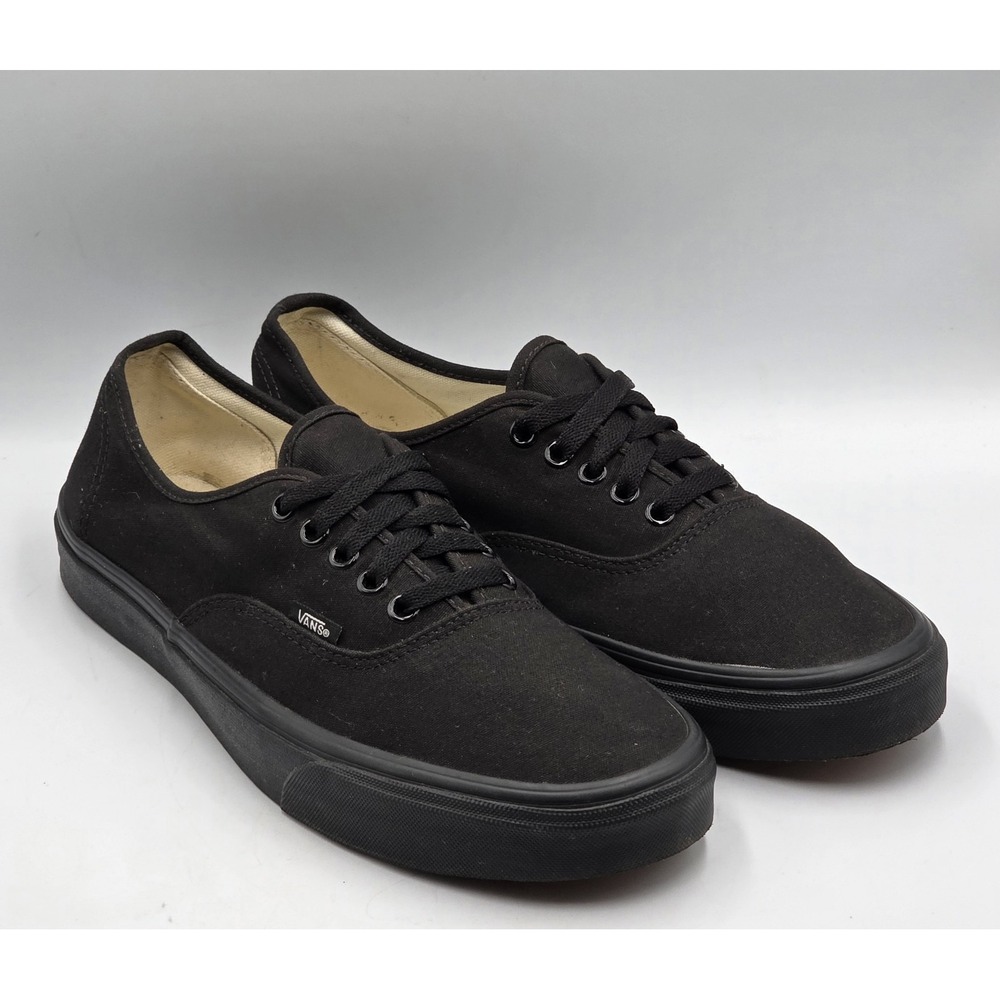 VANS Authentic Skate Shoes Triple Black Vans Skate Authentic Triple Black